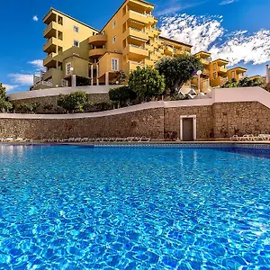 https://playa-de-las-americas-apartment.tenerifehoteles.net